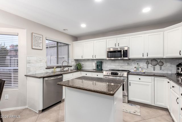 9696 E SHEENA Drive, Scottsdale, AZ 85260