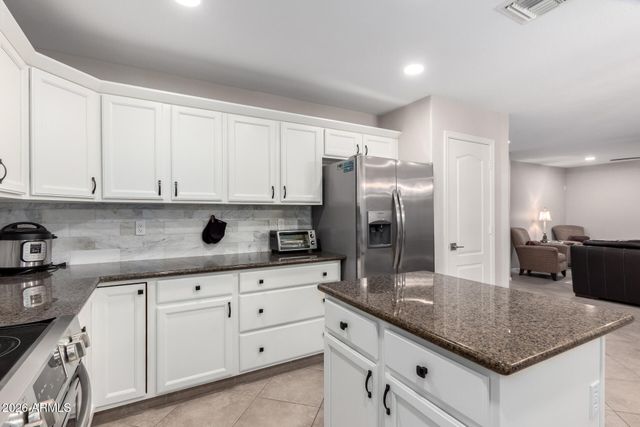 9696 E SHEENA Drive, Scottsdale, AZ 85260