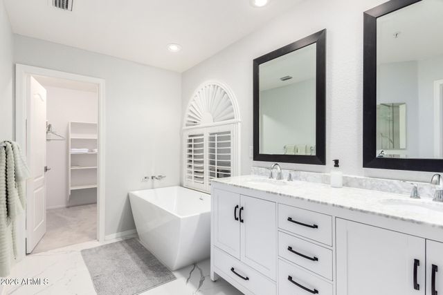 9696 E SHEENA Drive, Scottsdale, AZ 85260