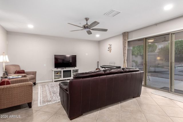 9696 E SHEENA Drive, Scottsdale, AZ 85260