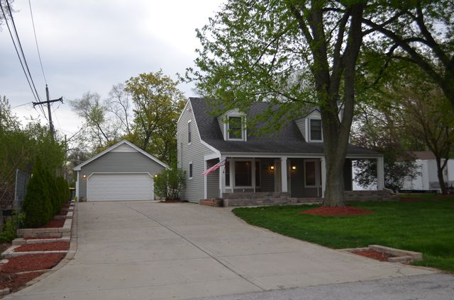 1N037 Ethel Street, Wheaton, IL 60187