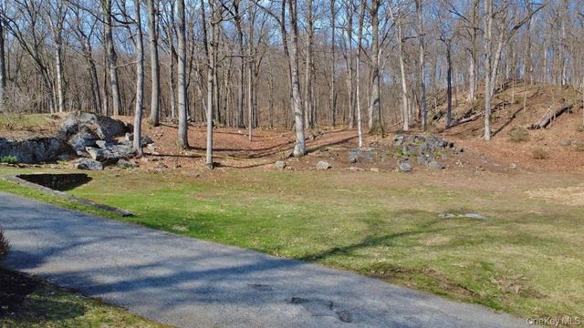 517A Old Chappaqua Road, Briarcliff Manor, NY 10510