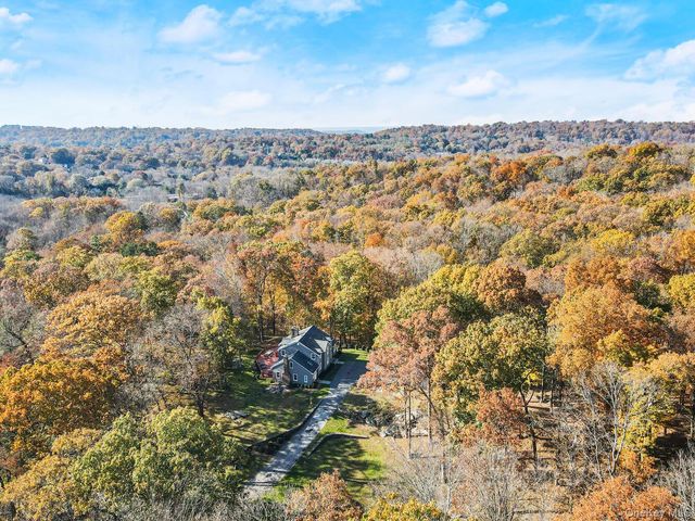 517A Old Chappaqua Road, Briarcliff Manor, NY 10510