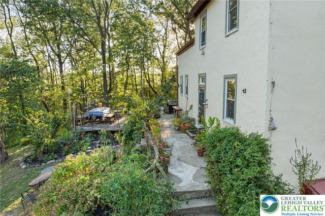 Little Creek Road, Lower Mt Bethel Twp, PA 18013