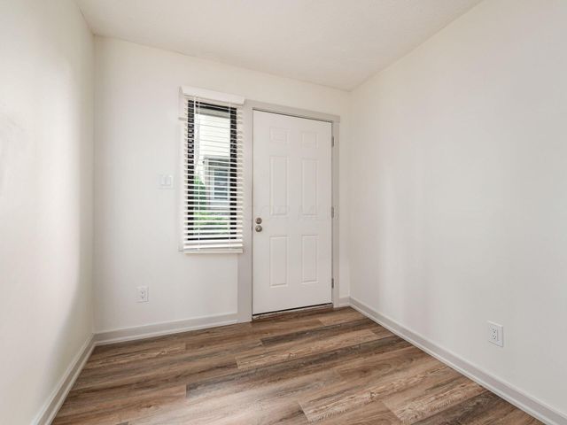 428 Edinburgh Road, Dublin, OH 43017
