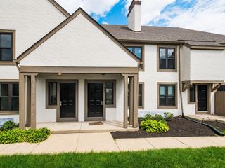428 Edinburgh Road, Dublin, OH 43017