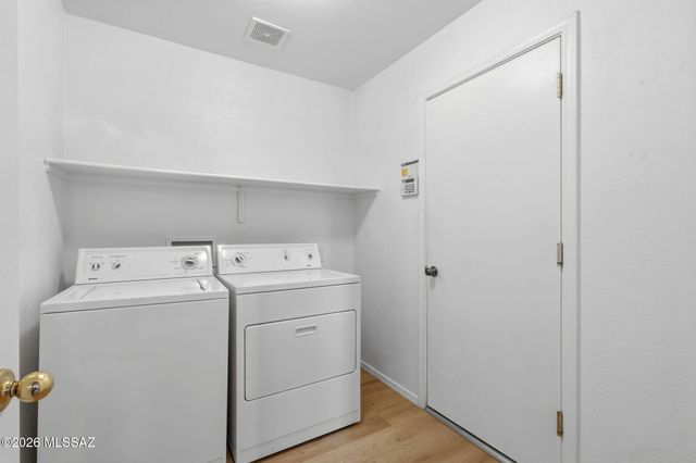 3334 N Sierra Springs Drive, Tucson, AZ 85712