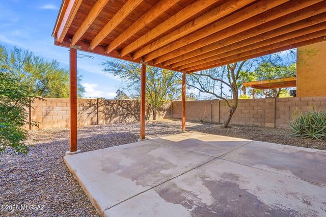 3334 N Sierra Springs Drive, Tucson, AZ 85712
