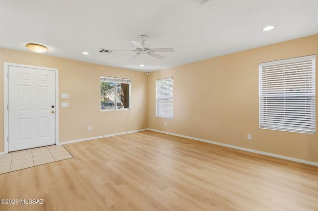 3334 N Sierra Springs Drive, Tucson, AZ 85712