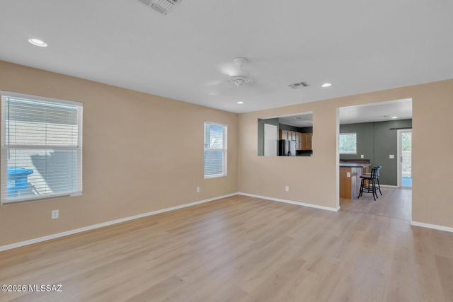 3334 N Sierra Springs Drive, Tucson, AZ 85712