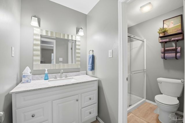 105 Bear Dr, Gulf Breeze, FL 32561