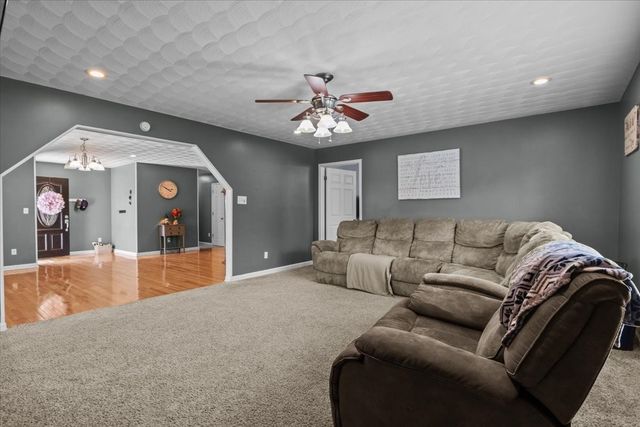 109 Bessie Clark Rd, Erin, TN 37061