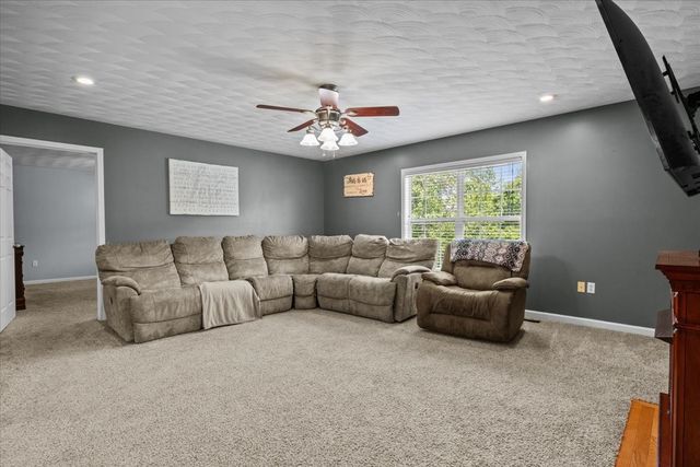 109 Bessie Clark Rd, Erin, TN 37061