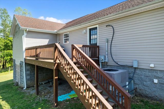109 Bessie Clark Rd, Erin, TN 37061