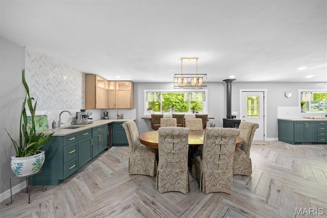 103 Alpine Lane, Caseyville, IL 62232
