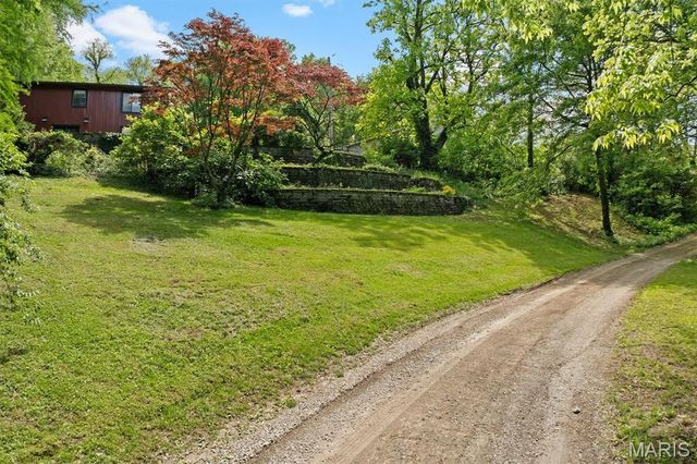 103 Alpine Lane, Caseyville, IL 62232