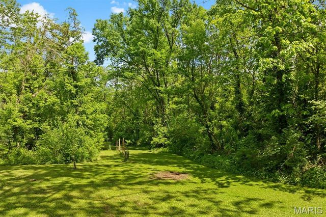 103 Alpine Lane, Caseyville, IL 62232