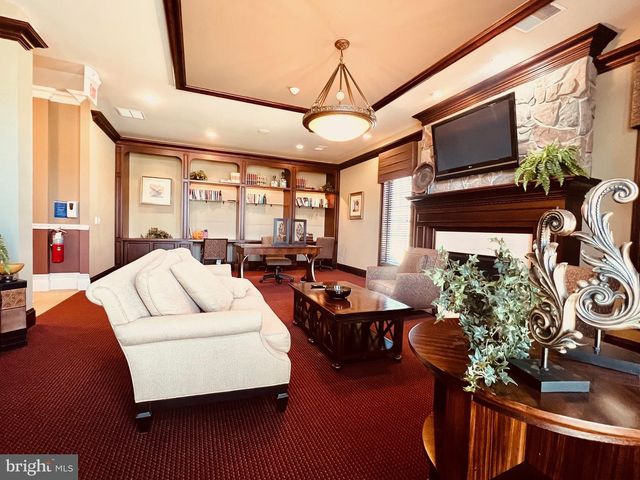 5201 SCHINDLER DR SOUTH S, Monmouth Junction, NJ 08852