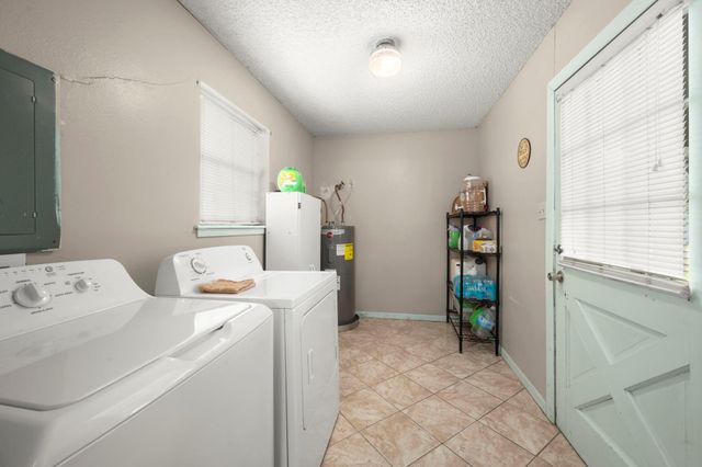 4856 N Fm 356, Onalaska, TX 77360