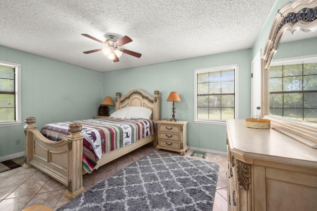 4856 N Fm 356, Onalaska, TX 77360