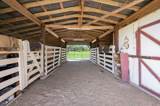 4856 N Fm 356, Onalaska, TX 77360