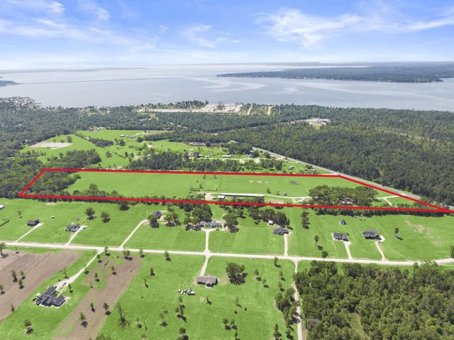 4856 N Fm 356, Onalaska, TX 77360
