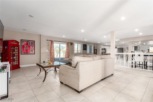 2940 South Bronco Street, Las Vegas, NV 89146