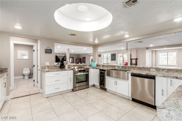 2940 South Bronco Street, Las Vegas, NV 89146