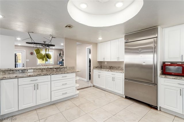 2940 South Bronco Street, Las Vegas, NV 89146