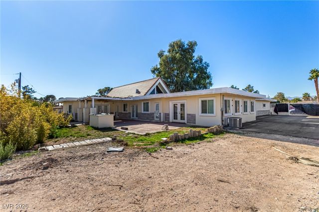 2940 South Bronco Street, Las Vegas, NV 89146