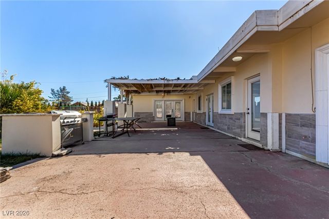 2940 South Bronco Street, Las Vegas, NV 89146