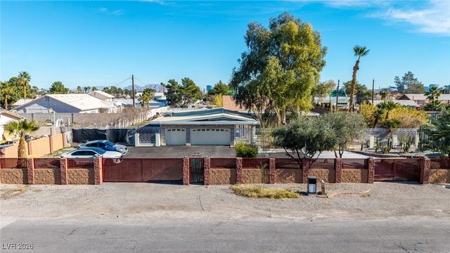 2940 South Bronco Street, Las Vegas, NV 89146