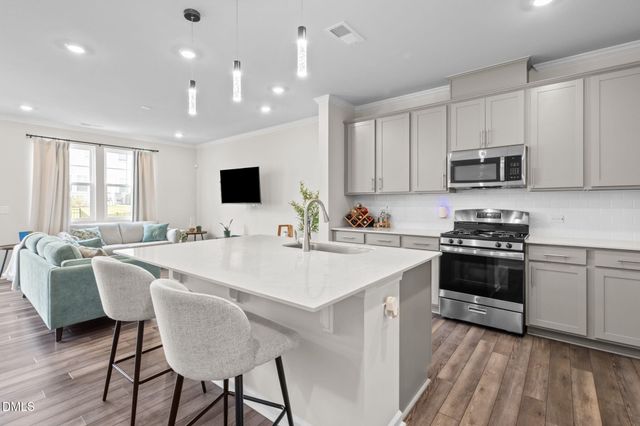 5923 Woodlawn Drive, Durham, NC 27703