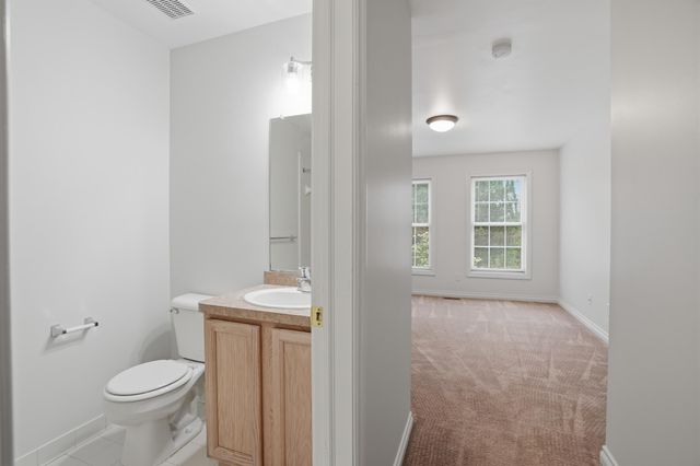 5796 Hampshire Lane, Ypsilanti, MI 48197