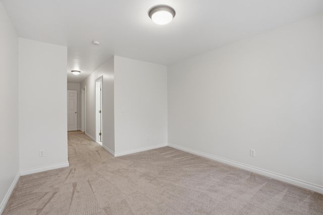 5796 Hampshire Lane, Ypsilanti, MI 48197