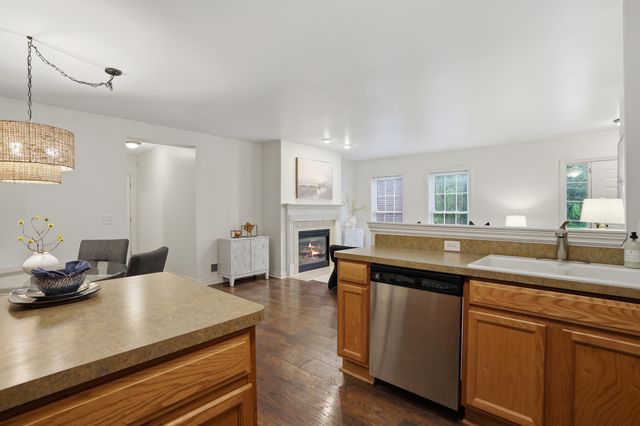 5796 Hampshire Lane, Ypsilanti, MI 48197