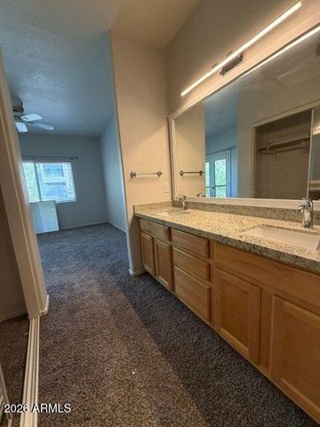 7021 E EARLL Drive 210, Scottsdale, AZ 85251