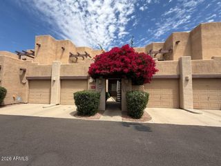 7021 E EARLL Drive 210, Scottsdale, AZ 85251