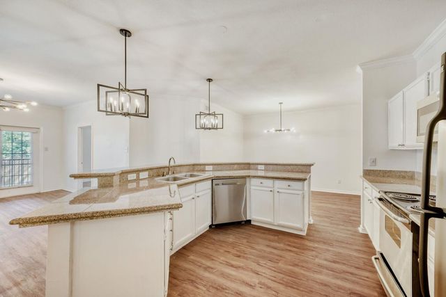 6804 N Capital Of Texas Highway 313, Austin, TX 78731