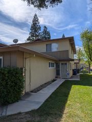 5636 Madison Ave #2, Sacramento, CA 95841