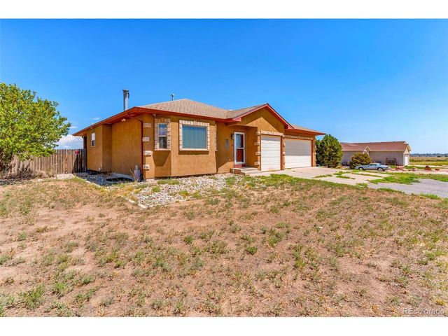 1201 E Paramount Dr, Pueblo, CO 81007