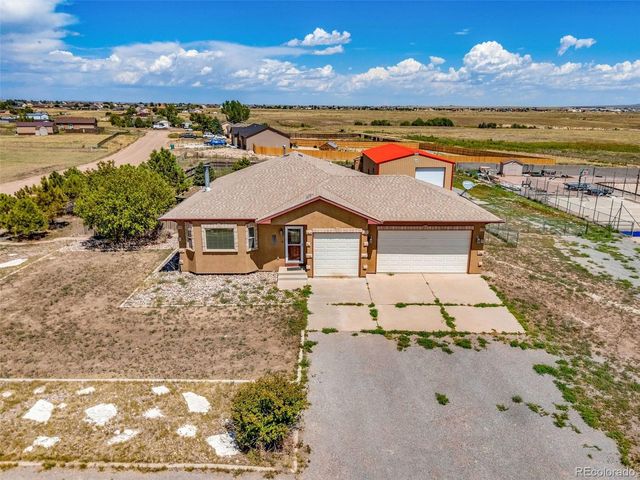 1201 E Paramount Dr, Pueblo, CO 81007