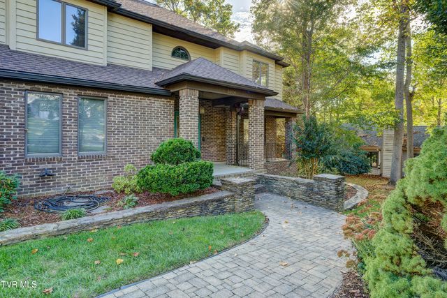 3326 Bondwood Circle, Johnson City, TN 37604