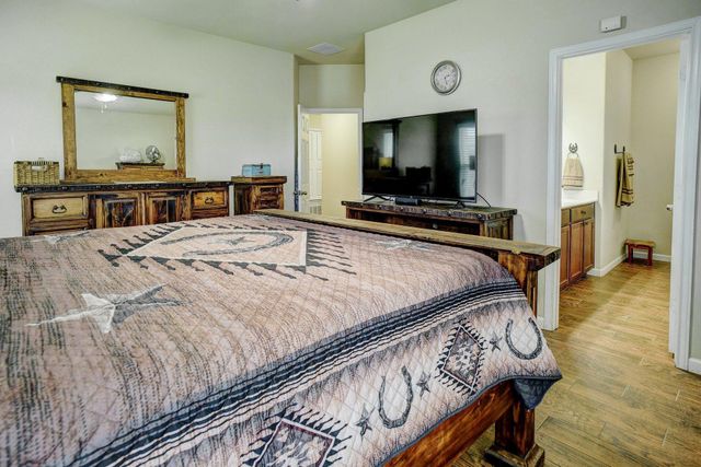 409 S. Hunting Lodge LN, Bastrop, TX 78602
