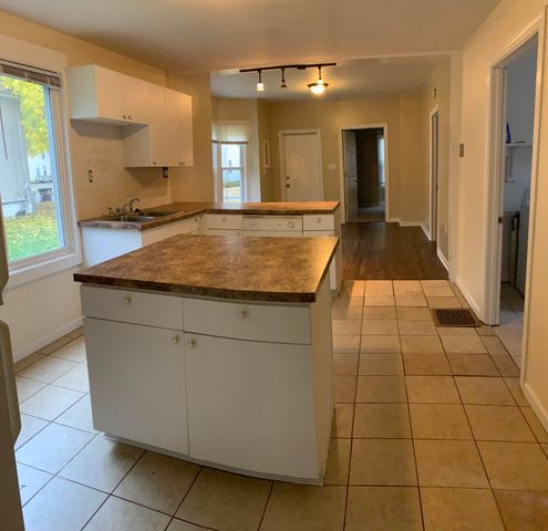 820 McReynolds Avenue NW, Grand Rapids, MI 49504