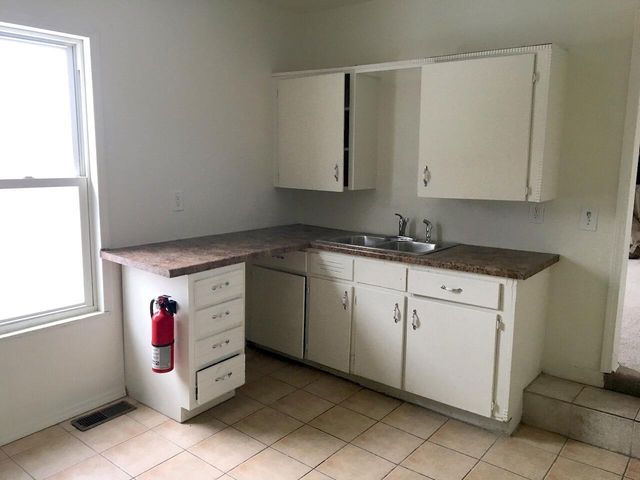 820 McReynolds Avenue NW, Grand Rapids, MI 49504
