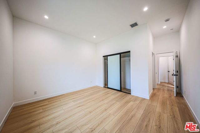 1525 S Carmelina Avenue 1523, Los Angeles, CA 90025