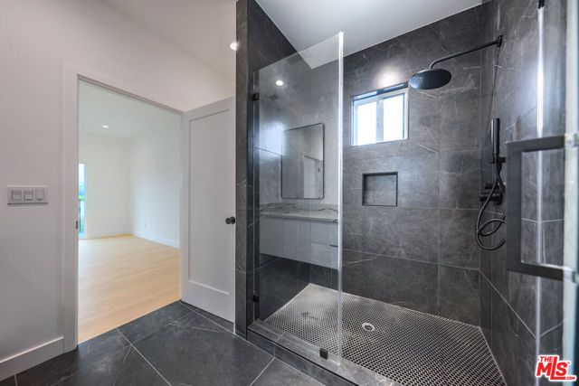 1525 S Carmelina Avenue 1523, Los Angeles, CA 90025