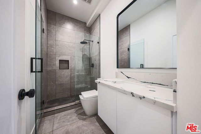 1525 S Carmelina Avenue 1523, Los Angeles, CA 90025