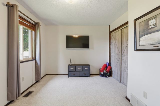 2405 S Timberlane Dr, Spokane Valley, WA 99037